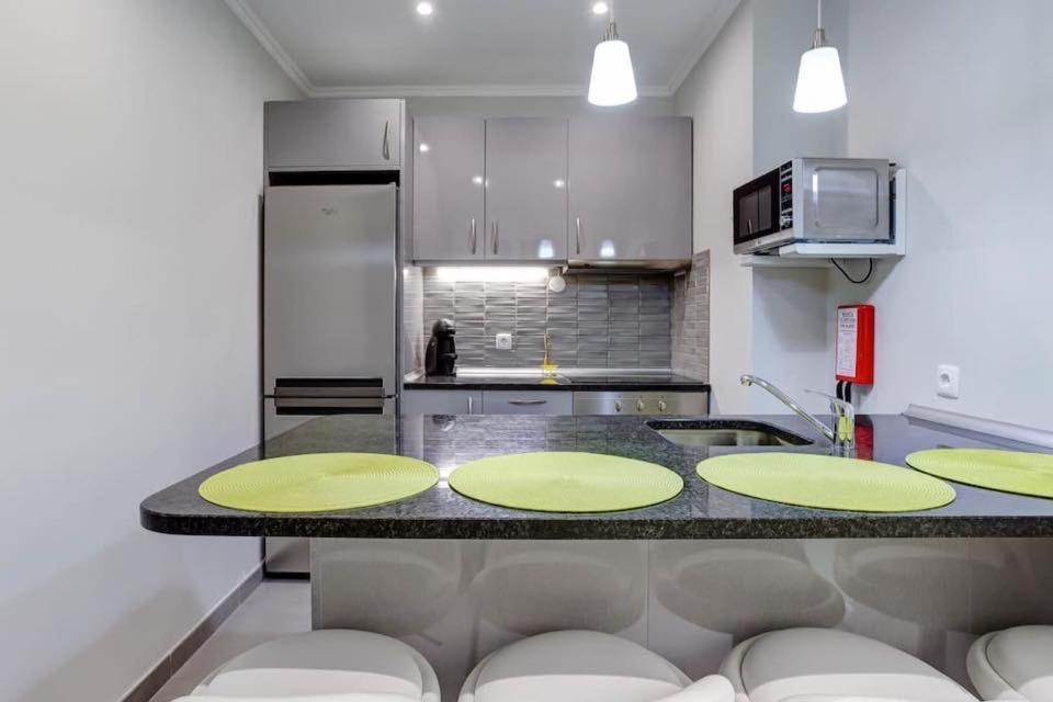 קארבואירו Apartamento Carmo מראה חיצוני תמונה