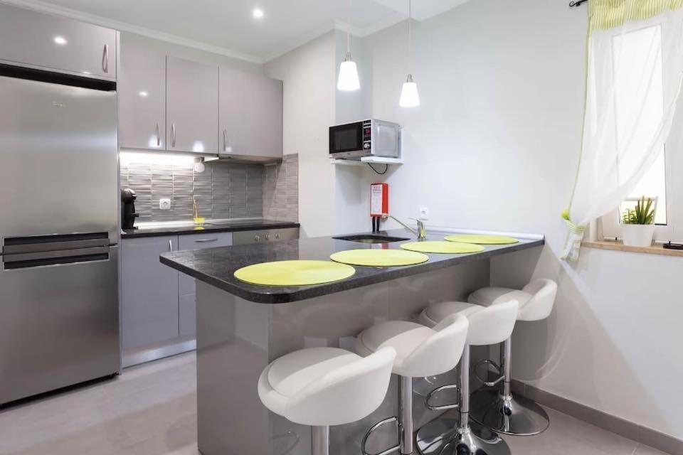 קארבואירו Apartamento Carmo מראה חיצוני תמונה